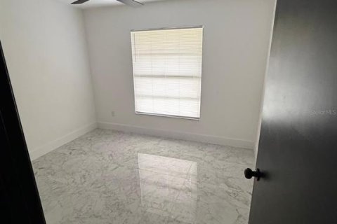 Villa ou maison à vendre à Orlando, Floride: 5 chambres, 168.99 m2 № 2275468 - photo 30
