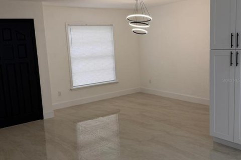 Villa ou maison à vendre à Orlando, Floride: 5 chambres, 168.99 m2 № 2275468 - photo 22