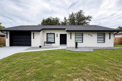 Villa ou maison à Orlando, Floride 5 chambres, 168.99 m2 № 2275468