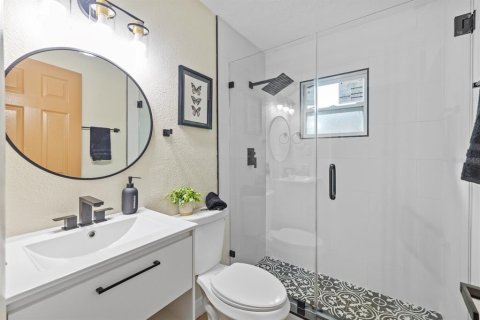 Casa en venta en Tampa, Florida, 3 dormitorios, 65.31 m2 № 1851805 - foto 9