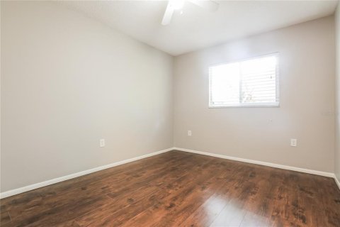House in Sarasota, Florida 3 bedrooms, 143.81 sq.m. № 1832219 - photo 13