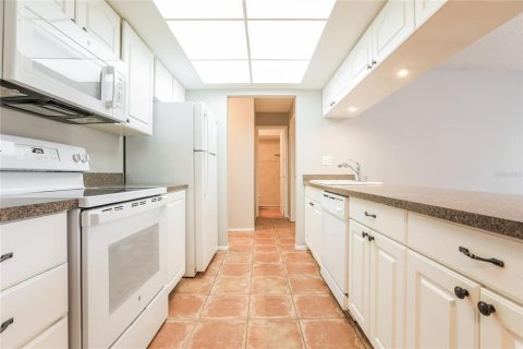 House in Sarasota, Florida 3 bedrooms, 143.81 sq.m. № 1832219 - photo 7