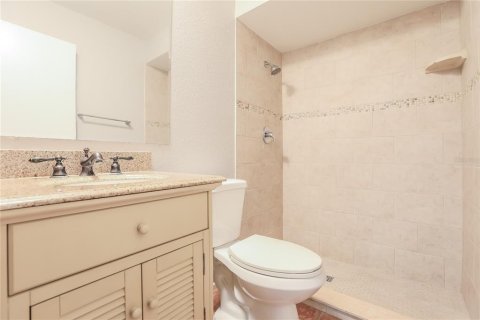 House in Sarasota, Florida 3 bedrooms, 143.81 sq.m. № 1832219 - photo 15