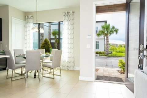 Casa en alquiler en Davenport, Florida, 5 dormitorios, 214.6 m2 № 1825192 - foto 6