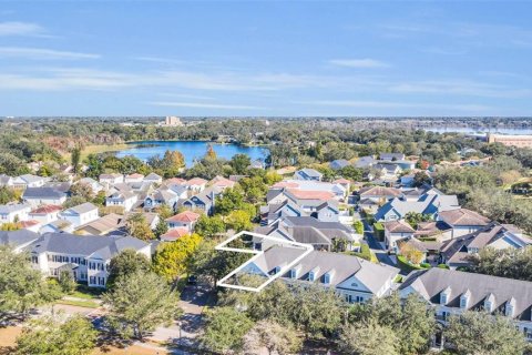 Touwnhouse à louer à Orlando, Floride: 3 chambres, 185.34 m2 № 2418439 - photo 7