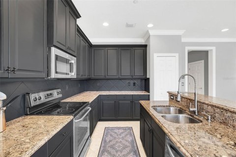 Touwnhouse à louer à Orlando, Floride: 3 chambres, 185.34 m2 № 2418439 - photo 22