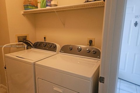 Condominio en venta en Delray Beach, Florida, 2 dormitorios, 135.64 m2 № 2030178 - foto 23