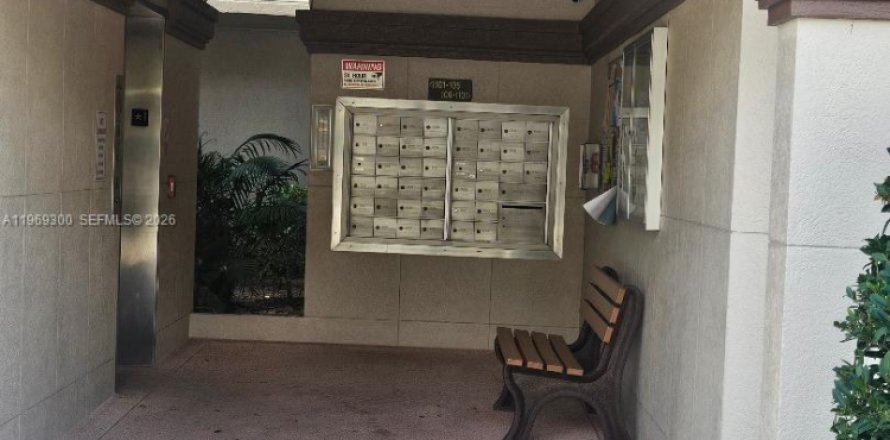 Condominio en Delray Beach, Florida, 2 dormitorios № 2030178