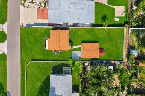Купить виллу или дом в Сент-Питерсберг, Флорида 3 комнаты, 66.89м2, № 2149233 - фото 27