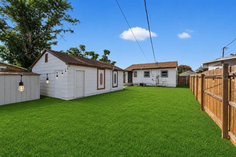 Купить виллу или дом в Сент-Питерсберг, Флорида 3 комнаты, 66.89м2, № 2149233 - фото 21