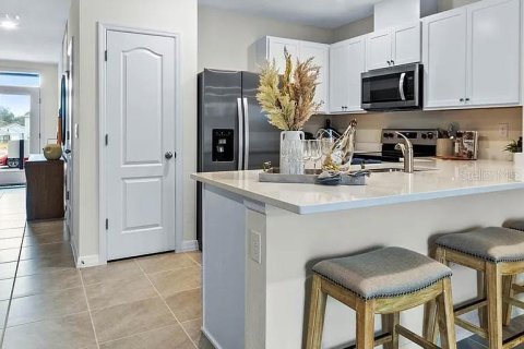 Townhouse in Davenport, Florida 3 bedrooms, 135.92 sq.m. № 1886249 - photo 6