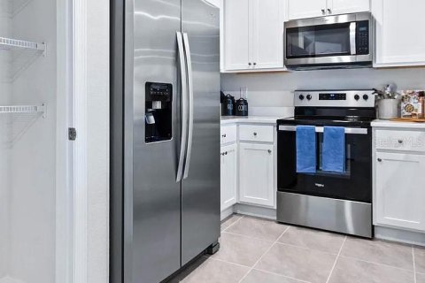 Townhouse in Davenport, Florida 3 bedrooms, 135.92 sq.m. № 1886249 - photo 8