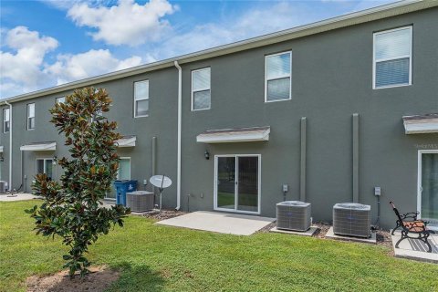 Townhouse in Davenport, Florida 3 bedrooms, 135.92 sq.m. № 1886249 - photo 20