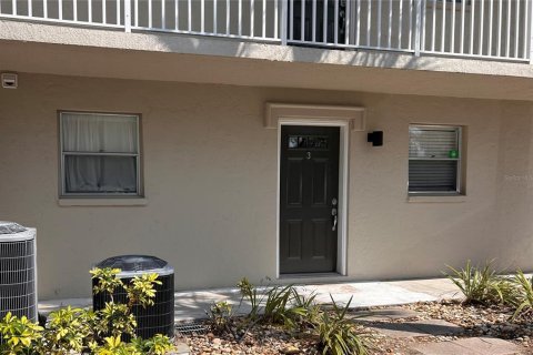 Condominio en Sarasota, Florida, 1 dormitorio  № 2114542