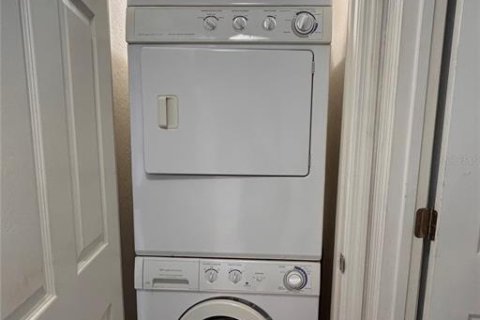 Condominio en venta en Sarasota, Florida, 1 dormitorio, 74.32 m2 № 2114542 - foto 14