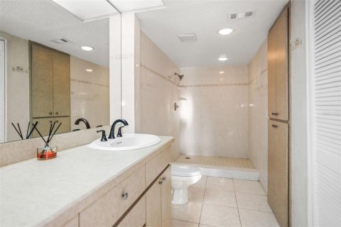 Condominio en venta en Largo, Florida, 2 dormitorios, 134.71 m2 № 2096977 - foto 16