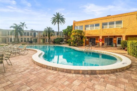 Condominio en venta en Largo, Florida, 2 dormitorios, 134.71 m2 № 2096977 - foto 29