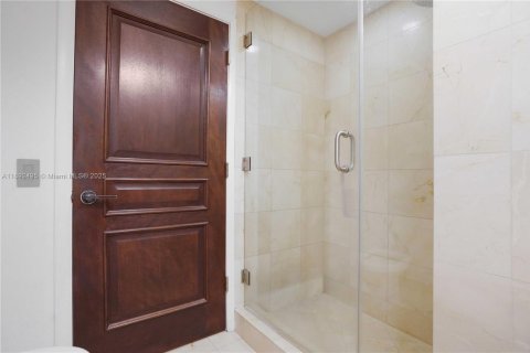 Copropriété à louer à Miami Beach, Floride: 1 chambre, 75.07 m2 № 1945643 - photo 15