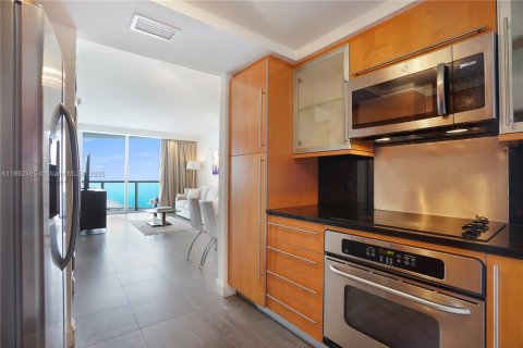 Copropriété à louer à Miami Beach, Floride: 1 chambre, 75.07 m2 № 1945643 - photo 7