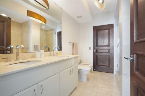 Copropriété à louer à Miami Beach, Floride: 1 chambre, 75.07 m2 № 1945643 - photo 13