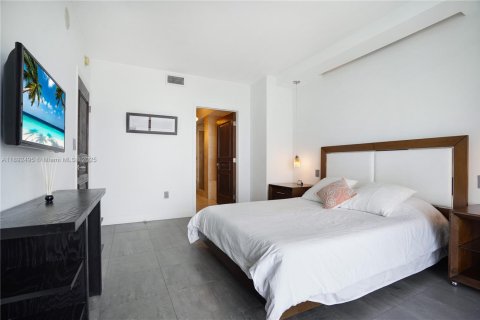 Copropriété à louer à Miami Beach, Floride: 1 chambre, 75.07 m2 № 1945643 - photo 12