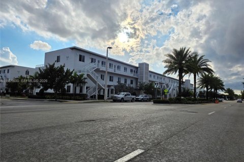 Copropriété à vendre à Doral, Floride: 3 chambres, 102.38 m2 № 2006197 - photo 16