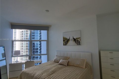 Condo in Sunny Isles Beach, Florida, 2 bedrooms  № 2003430 - photo 7