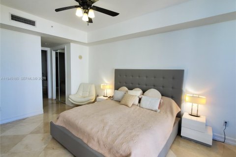 Condo in Sunny Isles Beach, Florida, 2 bedrooms  № 2003430 - photo 11