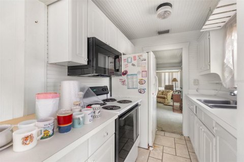House in Bradenton Beach, Florida 2 bedrooms, 107.77 sq.m. № 1826765 - photo 14