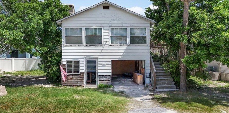 House in Bradenton Beach, Florida 2 bedrooms, 107.77 sq.m. № 1826765