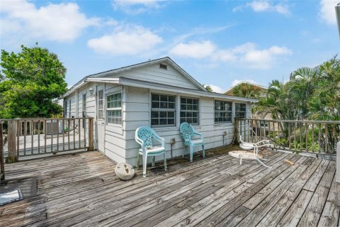 House in Bradenton Beach, Florida 2 bedrooms, 107.77 sq.m. № 1826765 - photo 11