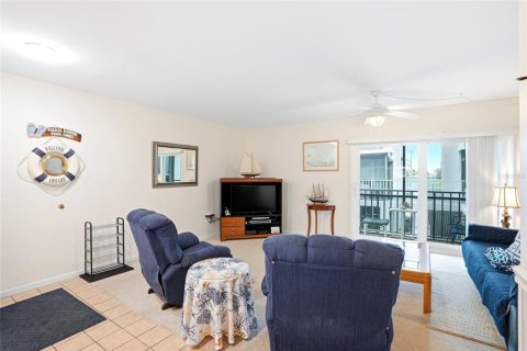 Copropriété à vendre à Madeira Beach, Floride: 2 chambres, 85.01 m2 № 2102549 - photo 10