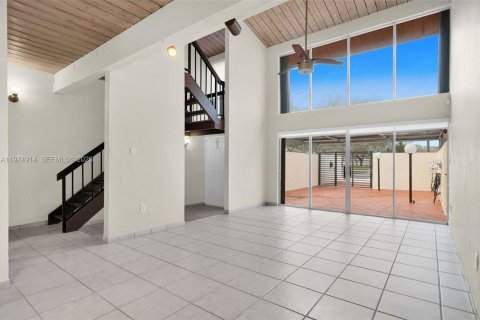 Купить таунхаус в Майами, Флорида 3 спальни, 159.42м2, № 2036206 - фото 3