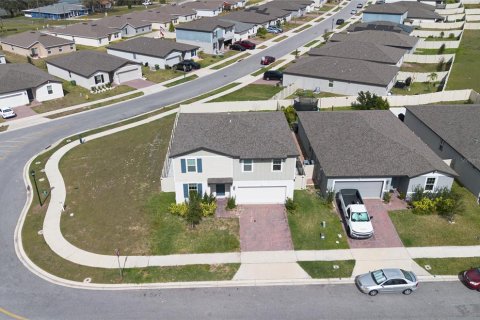 Casa en venta en Winter Haven, Florida, 4 dormitorios, 219.62 m2 № 1542480 - foto 9