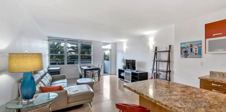 Condo à Miami Beach, Floride, 1 chambre № 1850499