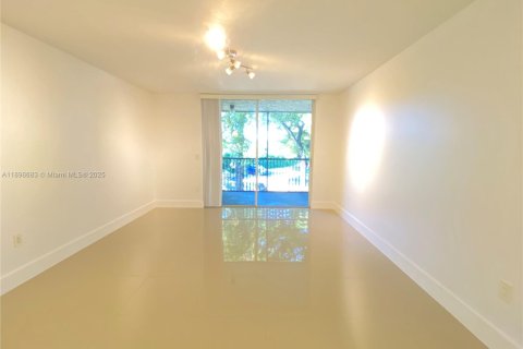 Condominio en alquiler en Doral, Florida, 1 dormitorio, 75.25 m2 № 1954677 - foto 9