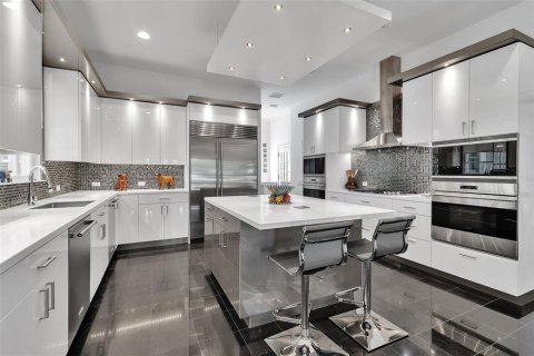 Купить виллу или дом в Оспри, Флорида 10 комнат, 472.59м2, № 2092911 - фото 25