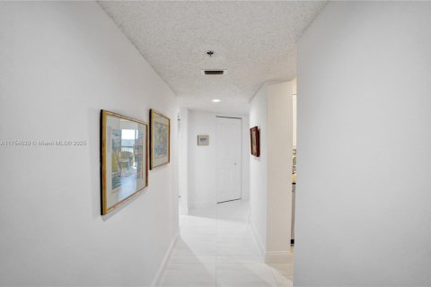 Купить кондоминиум в Делрей-Бич, Флорида 2 спальни, 106.84м2, № 1981869 - фото 26