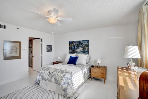 Купить кондоминиум в Делрей-Бич, Флорида 2 спальни, 106.84м2, № 1981869 - фото 9