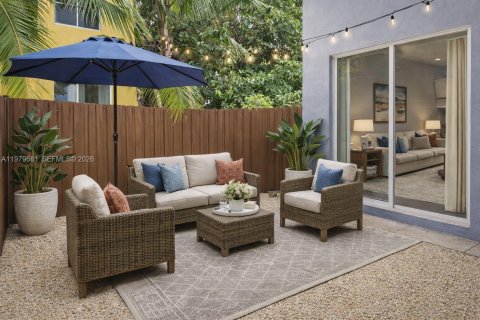 Townhouse in Homestead, Florida 3 bedrooms, 128.02 sq.m. № 2050102 - photo 14