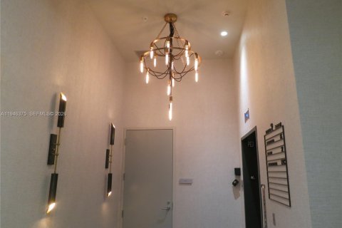 Condo in Miami, Florida, 1 bedroom  № 2052952 - photo 28