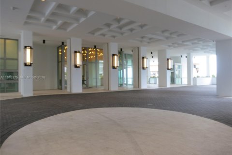 Condo in Miami, Florida, 1 bedroom  № 2052952 - photo 27