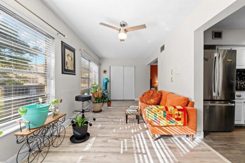 Copropriété à vendre à Clearwater, Floride: 2 chambres, 127.28 m2 № 2216313 - photo 11