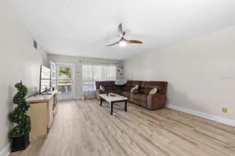 Copropriété à vendre à Clearwater, Floride: 2 chambres, 127.28 m2 № 2216313 - photo 4