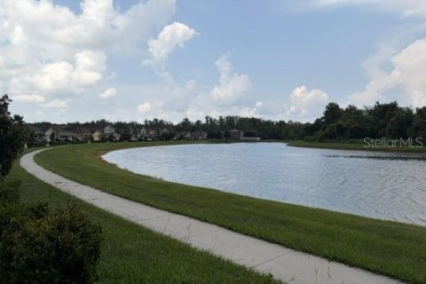 House in Kissimmee, Florida 5 bedrooms, 258.73 sq.m. № 2203247 - photo 7