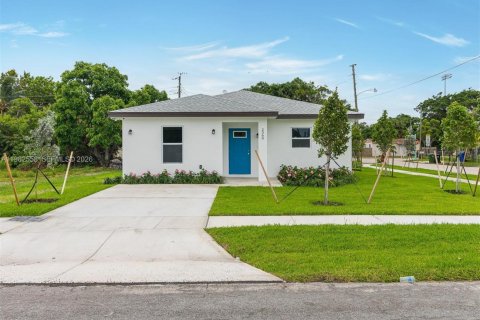 Casa en Fort Lauderdale, Florida 3 dormitorios, 138.33 m2 № 2080391