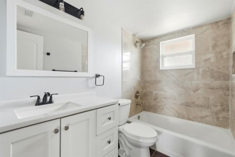 Immobilier commercial à vendre à Port Orange, Floride: 1130.81 m2 № 2198836 - photo 22
