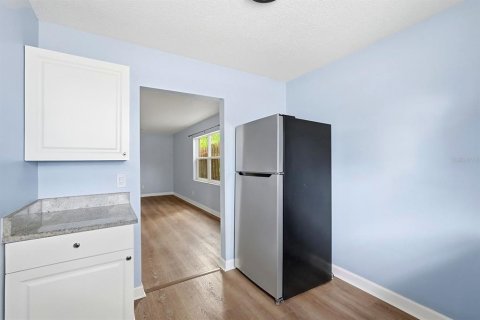 Immobilier commercial à vendre à Port Orange, Floride: 1130.81 m2 № 2198836 - photo 12