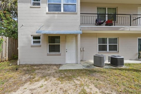 Immobilier commercial à vendre à Port Orange, Floride: 1130.81 m2 № 2198836 - photo 26