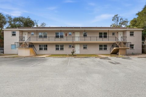 Commercial property in Port Orange, Florida 1130.81 sq.m. № 2198836